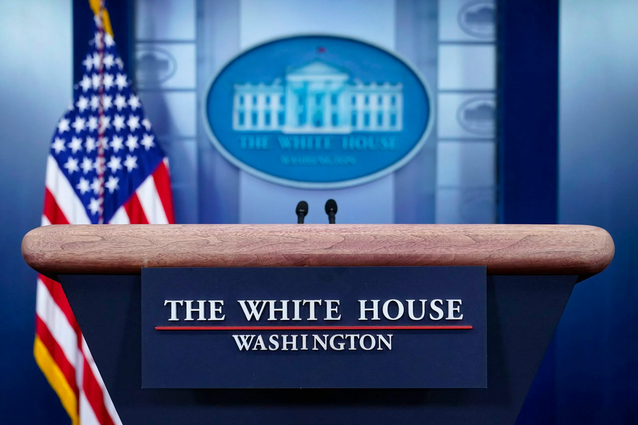 AP21039654690168-scaled